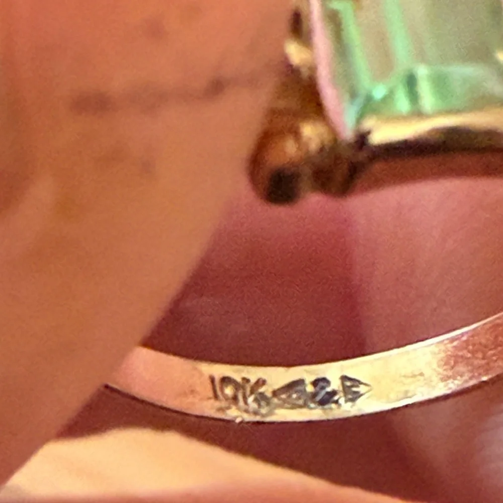 10K Green tourmaline ring - Picture 5 of 6